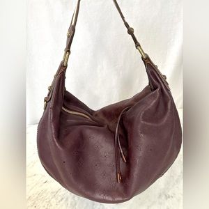 Louis Vuitton Mahina Onatah Aubergine Leather Hobo Bag
